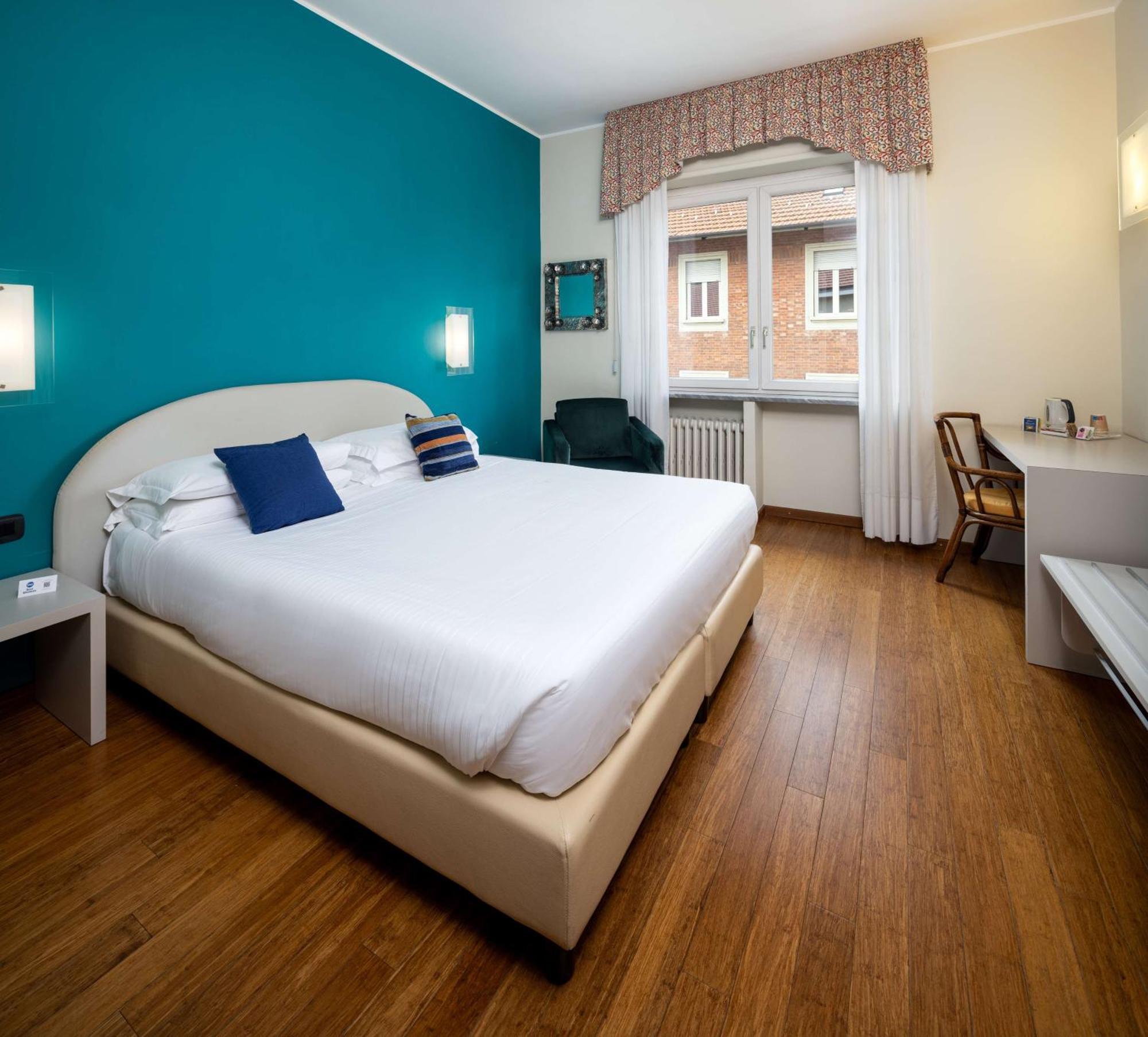 Western Crimea 3* Torino